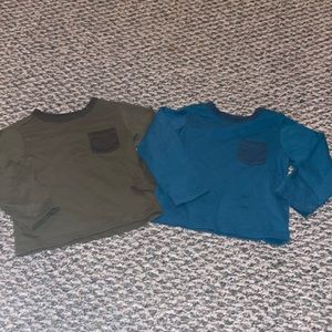 Long sleeve pocket tees 2T